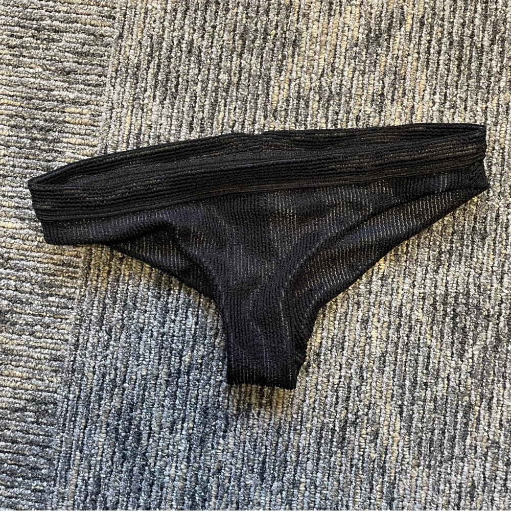 Frankies bikinis Wilderness Black Cheeky Bikini
